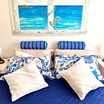 Victoria House - Dal Budello Al Mare